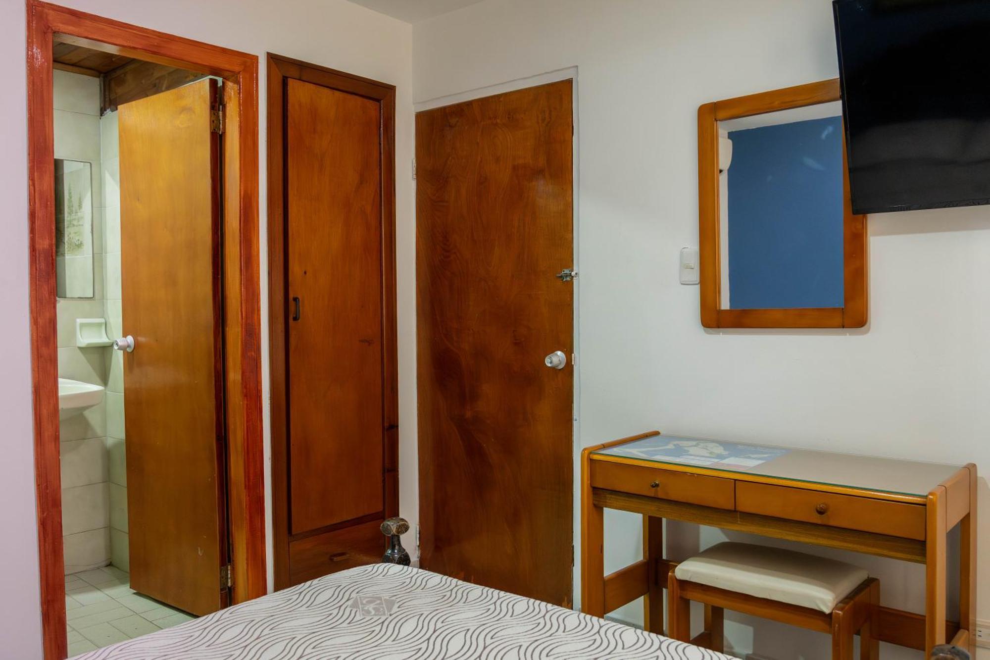 Hotel Veleros Cartagena Bagian luar foto