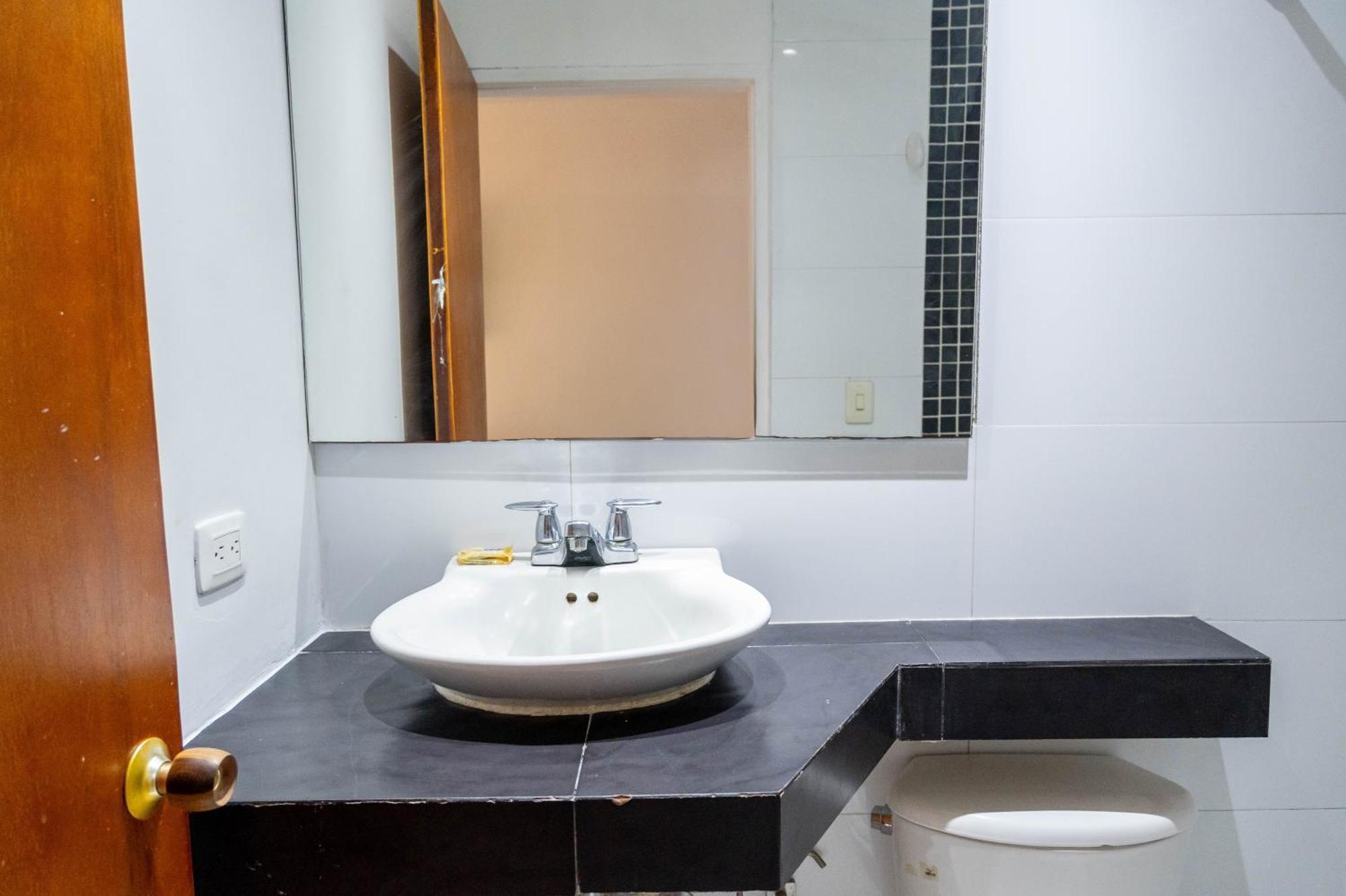 Hotel Veleros Cartagena Bagian luar foto