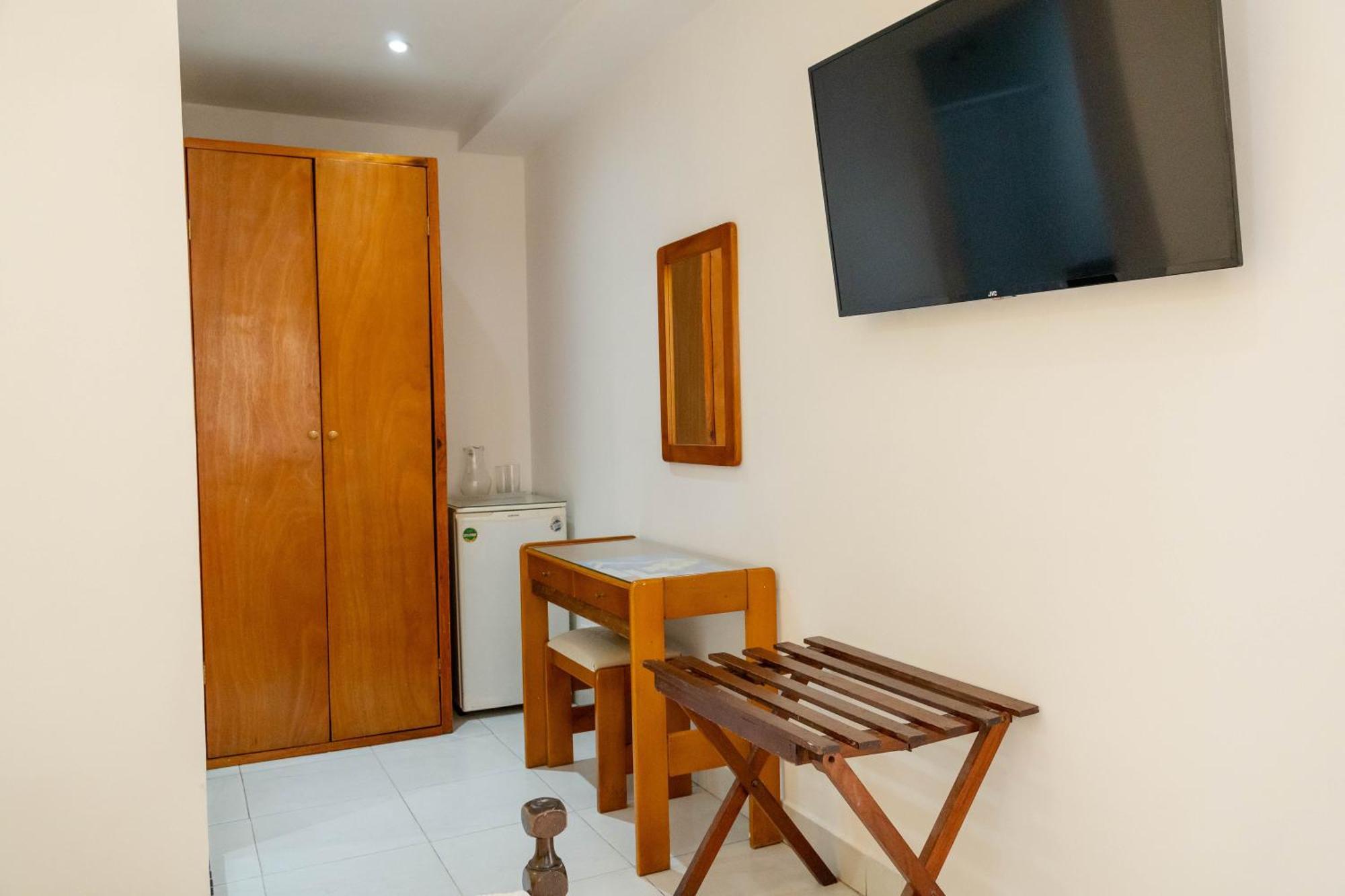 Hotel Veleros Cartagena Bagian luar foto