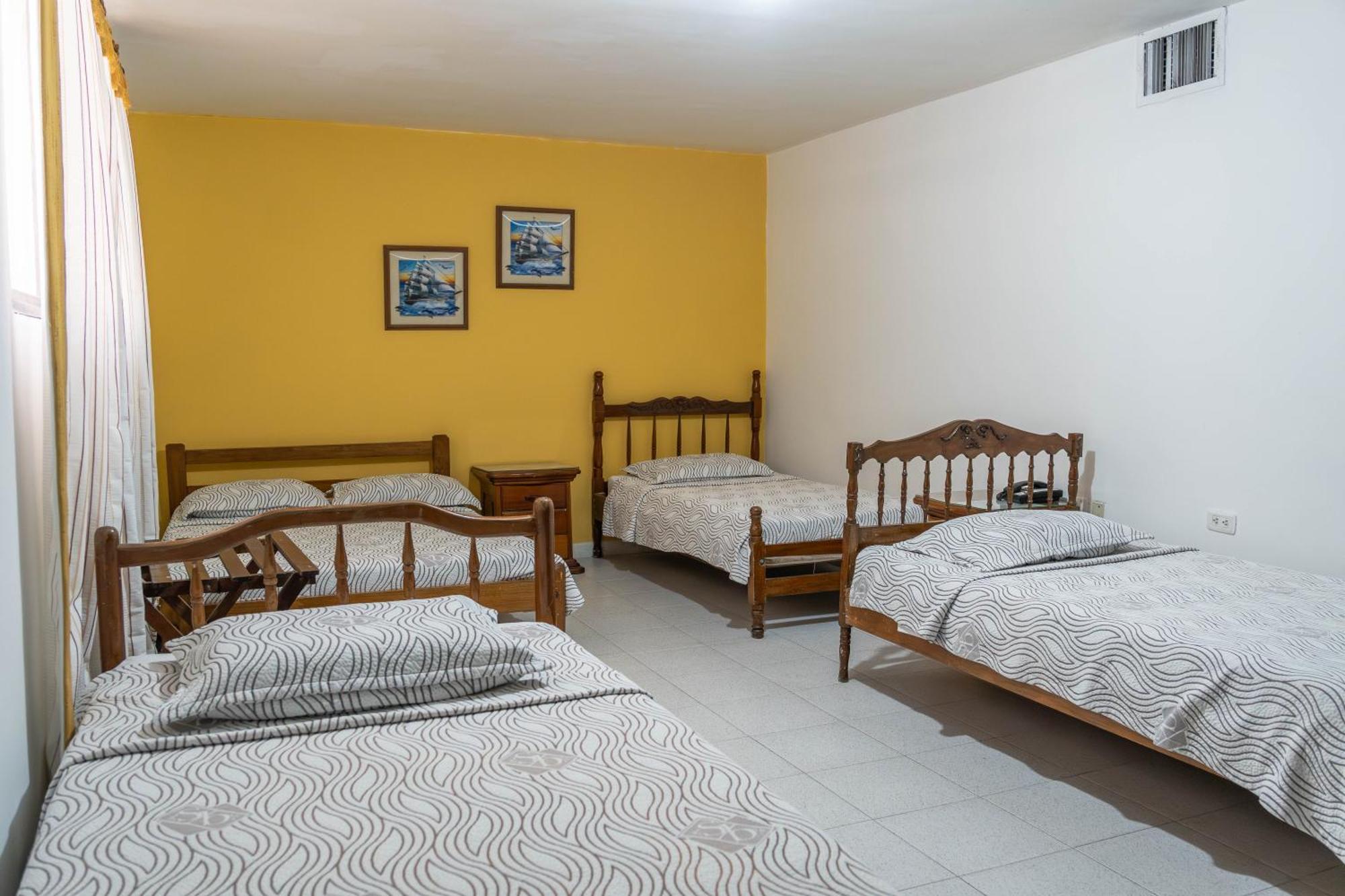 Hotel Veleros Cartagena Bagian luar foto