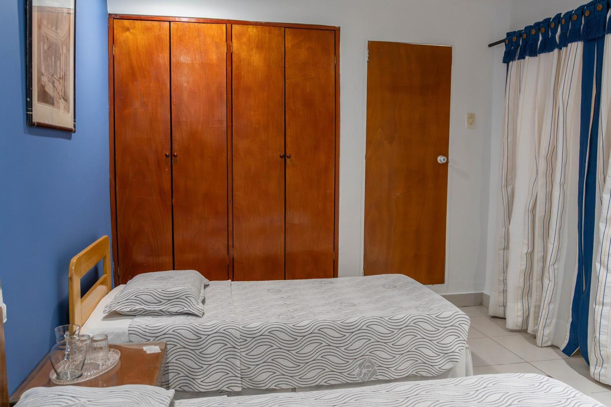 Hotel Veleros Cartagena Bagian luar foto